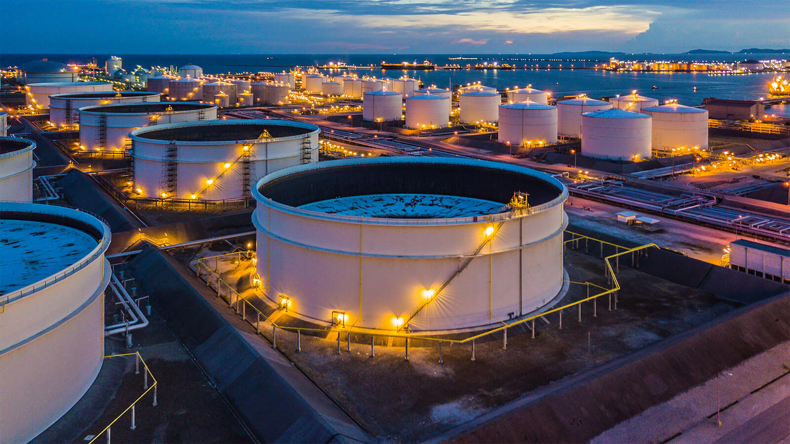 Factors to Consider When Choosing an Oil Storage Solution