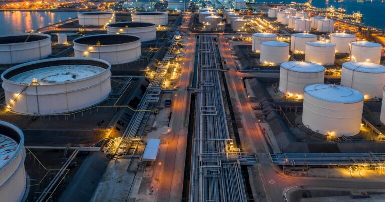 The Economic Impact of Oil Terminals on Fujairah and Beyond